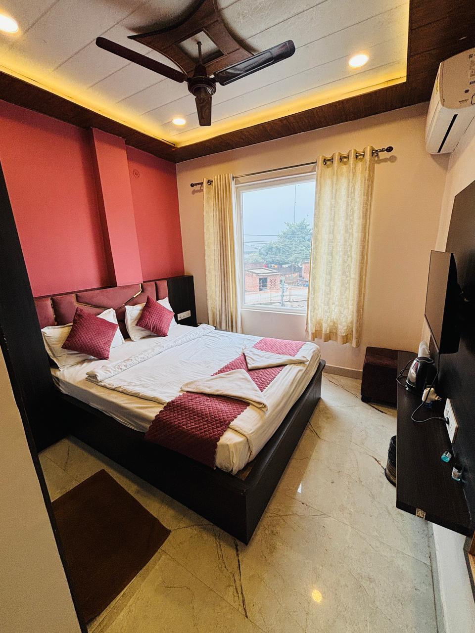 Deluxe Room with city view